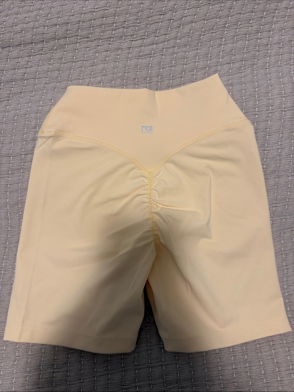 Form Invisible Scrunch Shorts 5" - Picture 5 of 6